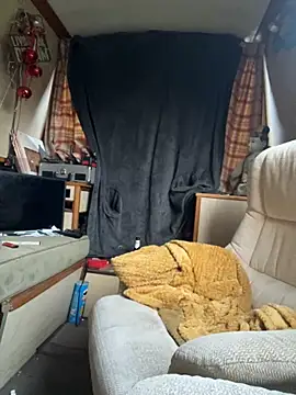 Snapshot of ladyboatlady chatting on 03/27/26, 06:19 ladyboatlady online show from 03/27/26, 06:19