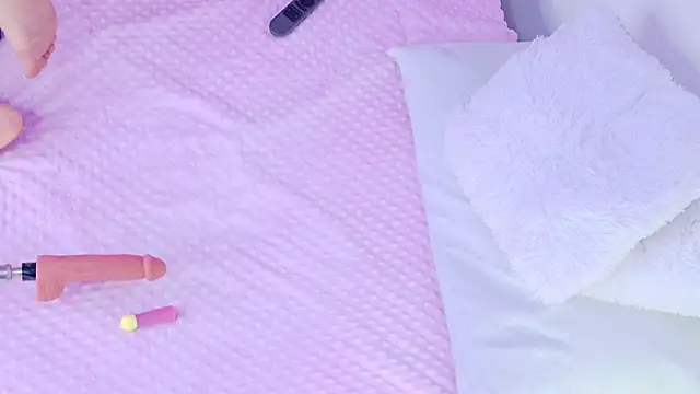 Snapshot of SamantaKane chatting on 03/22/26, 04:16 SamantaKane online show from 03/22/26, 04:16