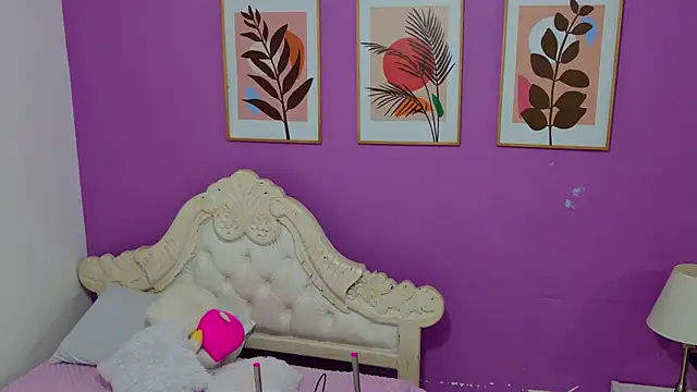 Snapshot of SamantaKane chatting on 03/29/26, 04:01 SamantaKane online show from 03/29/26, 04:01