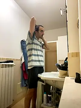 Snapshot of sasatimido chatting on 09/24/25, 04:16 sasatimido online show from 09/24/25, 04:16