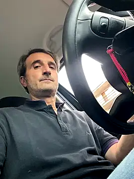 Snapshot of sasatimido chatting on 09/24/25, 04:32 sasatimido online show from 09/24/25, 04:32