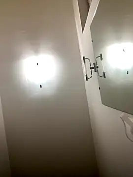 Snapshot of sasatimido chatting on 09/26/25, 04:27 sasatimido online show from 09/26/25, 04:27