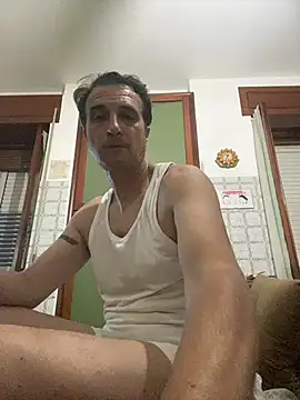 Snapshot of sasatimido chatting on 06/28/26, 08:37 sasatimido online show from 06/28/26, 08:37