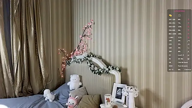 Juuulia  online show from 02/27/26, 02:50