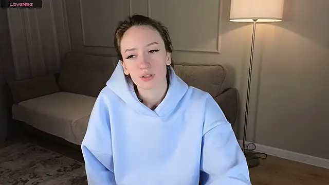 cutienaughtygirl online show from 05/10/26, 12:21