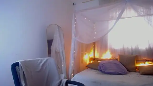 loreaniss online show from 12/20/25, 10:06