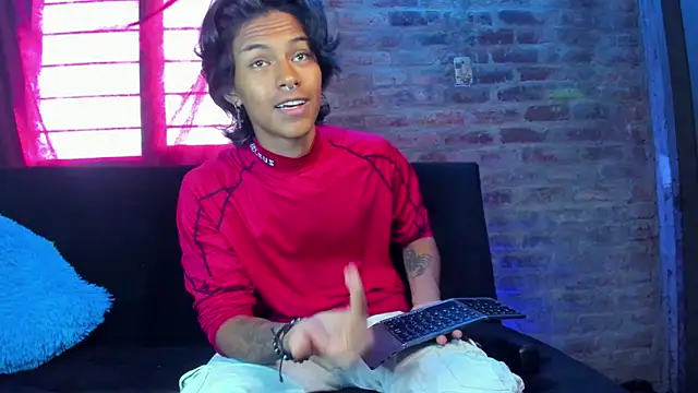 Snapshot of dreyk20 chatting on 03/13/26, 08:59 dreyk20 online show from 03/13/26, 08:59