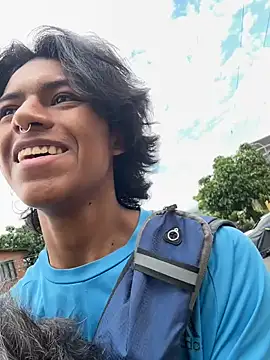 Snapshot of dreyk20 chatting on 04/11/26, 04:11 dreyk20 online show from 04/11/26, 04:11