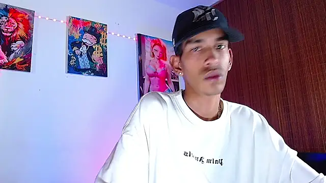 Snapshot of briamhoconor_xh chatting on 01/09/26, 04:48 briamhoconor xh online show from 01/09/26, 04:48