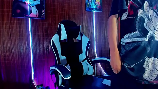 Snapshot of briamhoconor_xh chatting on 02/07/26, 04:05 briamhoconor xh online show from 02/07/26, 04:05