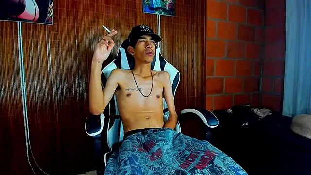 Snapshot of briamhoconor_xh chatting on 02/08/26, 03:32 briamhoconor xh online show from 02/08/26, 03:32