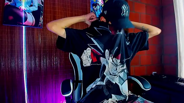 Snapshot of briamhoconor_xh chatting on 02/08/26, 10:13 briamhoconor xh online show from 02/08/26, 10:13