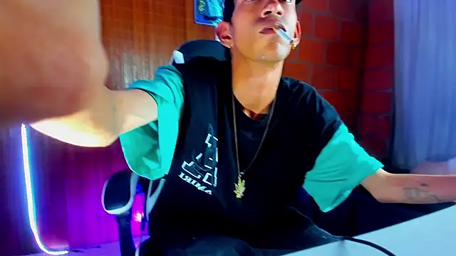 Snapshot of briamhoconor_xh chatting on 02/12/26, 01:55 briamhoconor xh online show from 02/12/26, 01:55