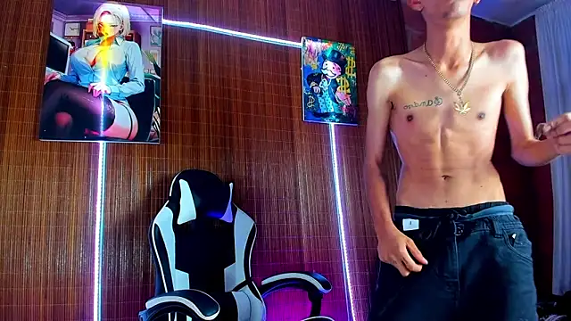 Snapshot of briamhoconor_xh chatting on 02/18/26, 12:50 briamhoconor xh online show from 02/18/26, 12:50