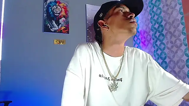 Snapshot of briamhoconor_xh chatting on 03/30/26, 05:52 briamhoconor xh online show from 03/30/26, 05:52