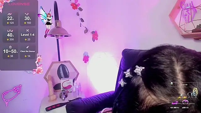 Hadid Jimenez  online show from 09/16/25, 07:59