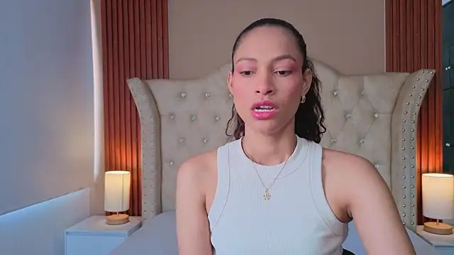 SofiaDelicia online show from 11/27/25, 04:31