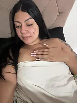 julianamascarada online show from 09/19/25, 05:35