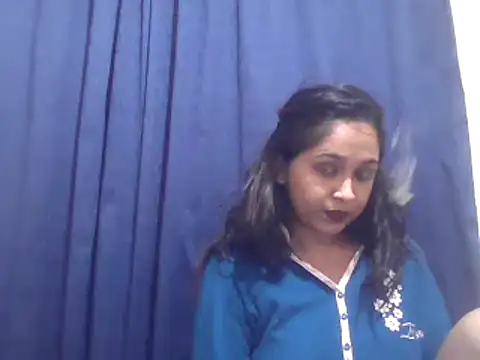 cute indianxo online show from 09/18/25, 07:05