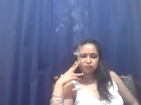 cute indianxo online show from 11/14/25, 10:29