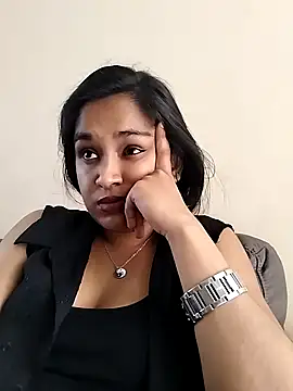 cute indianxo online show from 01/13/26, 07:57