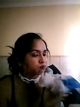 cute indianxo online show from 02/01/26, 12:48