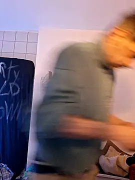 Snapshot of a7ex chatting on 12/22/24, 11:54 a7ex online show from 12/22/24, 11:54