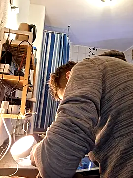 Snapshot of a7ex chatting on 01/09/25, 12:03 a7ex online show from 01/09/25, 12:03