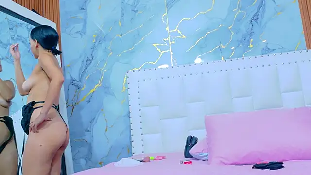 cutepetitee online show from 11/22/25, 07:13