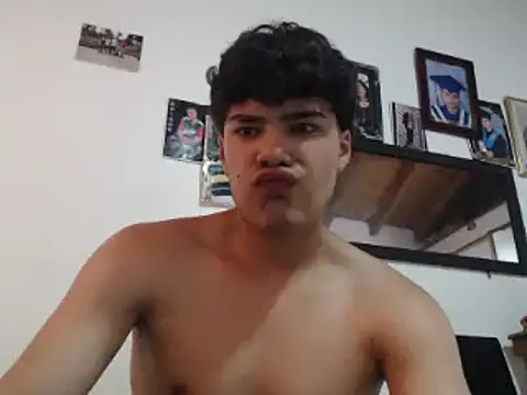 dani titan320 online show from 11/15/25, 06:37