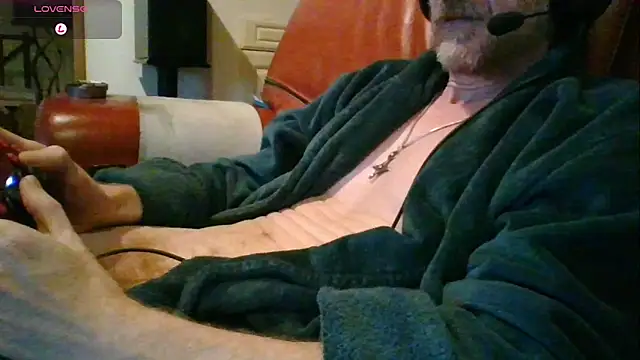 Snapshot of Vrenico-SC chatting on 09/27/25, 10:48 Vrenico-SC online show from 09/27/25, 10:48