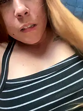 Lazinha18 online show from 10/23/25, 05:33