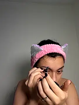 Snapshot of AmaiaSalvatore chatting on 09/13/25, 09:47 AmaiaSalvatore online show from 09/13/25, 09:47