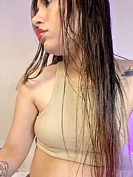 Snapshot of AmaiaSalvatore chatting on 12/13/25, 09:42 AmaiaSalvatore online show from 12/13/25, 09:42