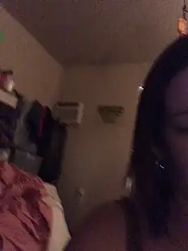 Snapshot of silverbay-456 chatting on 10/20/25, 09:37 silverbay-456 online show from 10/20/25, 09:37