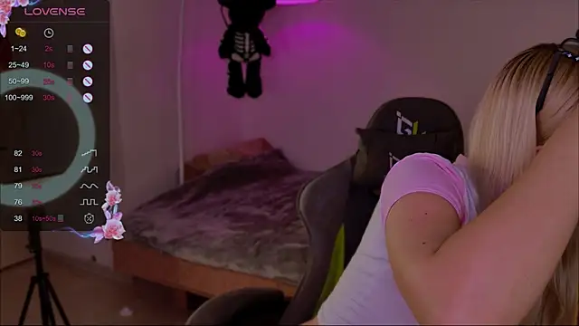 LeksaCandy online show from 11/14/25, 03:05