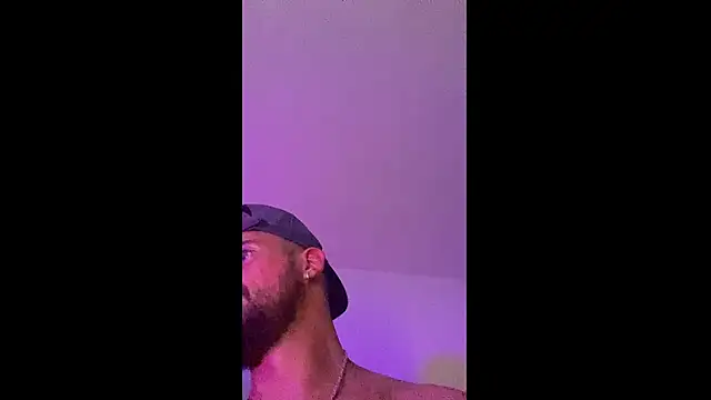 Snapshot of DjDiCKmannOnE chatting on 03/05/26, 02:35 DjDiCKmannOnE online show from 03/05/26, 02:35