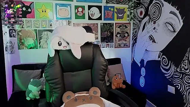 Yuhwan  online show from 09/09/25, 09:14