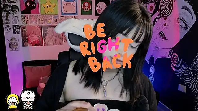 Yuhwan  online show from 10/19/25, 10:54