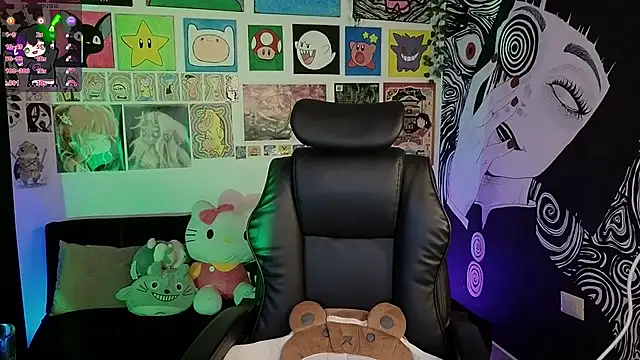 Yuhwan  online show from 11/20/25, 11:59