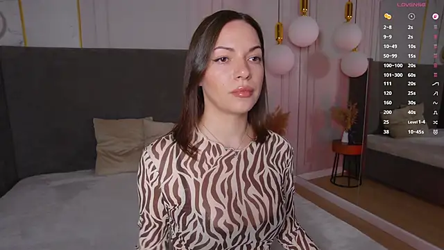 Snapshot of LollaSpencer chatting on 04/06/26, 04:19 LollaSpencer online show from 04/06/26, 04:19