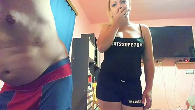 Snapshot of vickymike chatting on 09/29/25, 07:35 vickymike online show from 09/29/25, 07:35