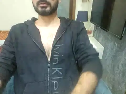 mlove902 online show from 11/12/25, 07:13