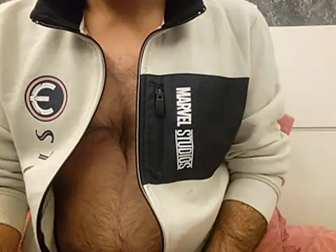 mlove902 online show from 12/15/25, 07:07