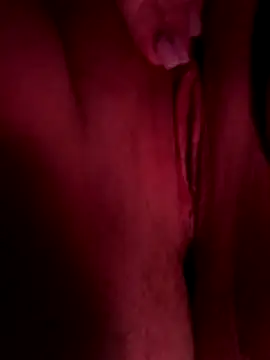 Snapshot of princess_1916 chatting on 11/05/25, 12:10 princess 1916 online show from 11/05/25, 12:10