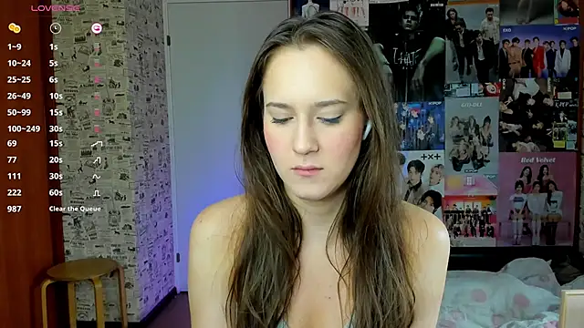 LucyRose3 online show from 09/26/25, 05:50