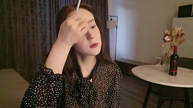 LucyRose3 online show from 02/05/26, 02:11