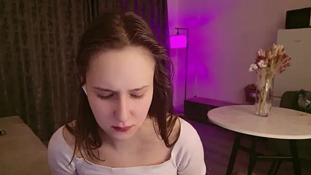 LucyRose3 online show from 02/12/26, 04:40