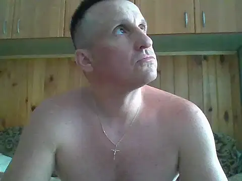 Snapshot of Maksymilian1 chatting on 05/03/26, 02:34 Maksymilian1 online show from 05/03/26, 02:34