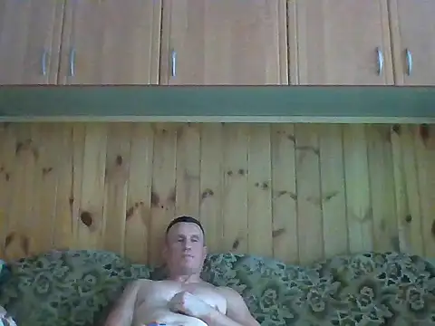 Snapshot of Maksymilian1 chatting on 05/24/26, 02:22 Maksymilian1 online show from 05/24/26, 02:22